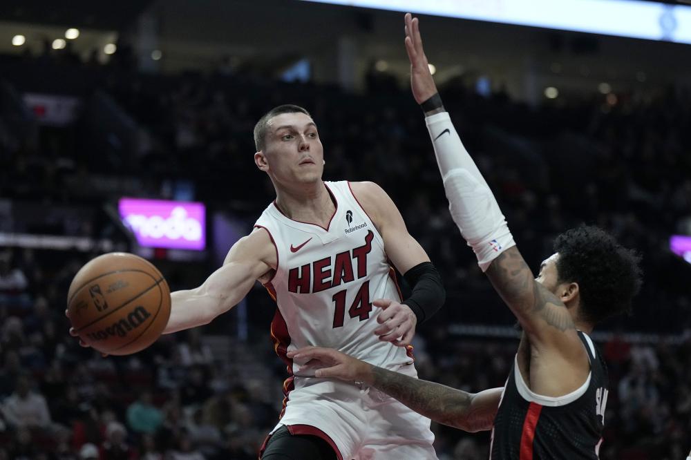 巴萨通过持 巴萨通过持